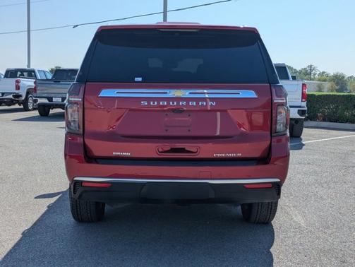 2024 Chevrolet Suburban Premier