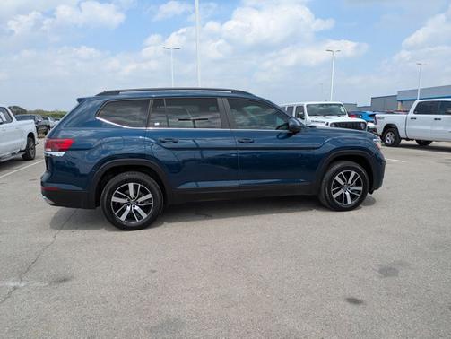 2022 Volkswagen Atlas 2.0T SE