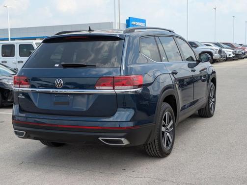 2022 Volkswagen Atlas 2.0T SE