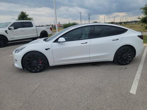 2023 Tesla Model 3 Performance