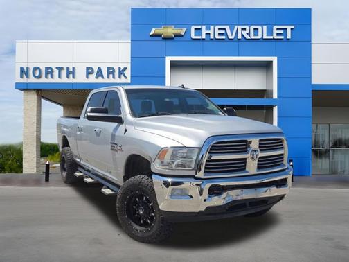 Bright Silver Clearcoat Metallic 2016 RAM 2500 Big Horn