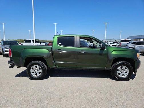 2017 GMC Canyon Base