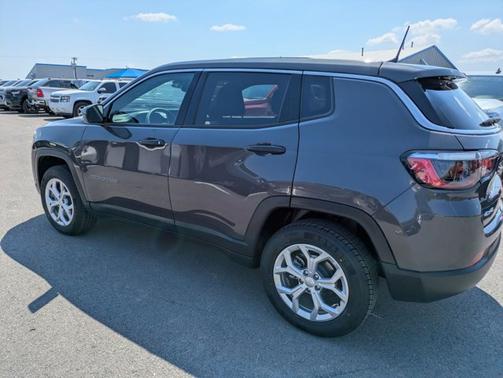 2024 Jeep Compass Sport