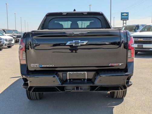 2024 Chevrolet Silverado EV RST
