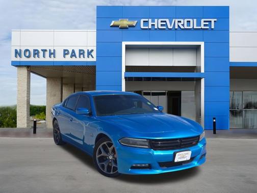 B5 Blue Pearlcoat 2016 Dodge Charger R/T