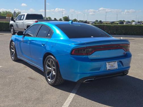 B5 Blue Pearlcoat 2016 Dodge Charger R/T