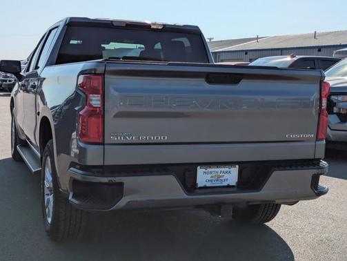 2022 Chevrolet Silverado 1500 Limited Custom