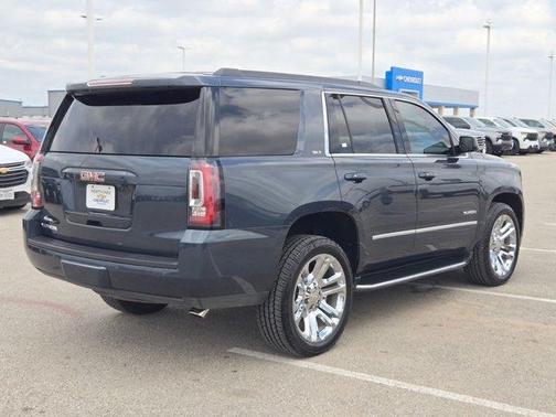 Dark Sky Metallic 2020 GMC Yukon SLT