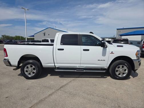 Bright White Clearcoat 2024 RAM 2500 Big Horn