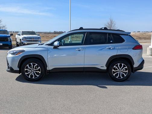 2024 Toyota Corolla Cross Hybrid 