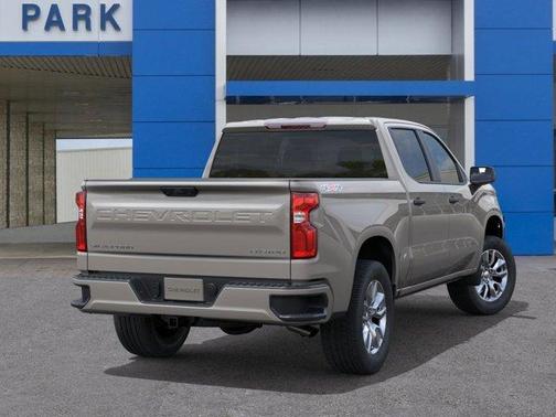 White Sand 2026 Chevrolet Silverado 1500 Custom
