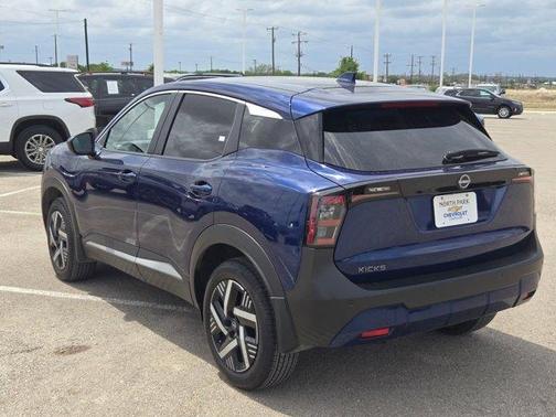 Deep Blue Pearl 2025 Nissan Kicks SV