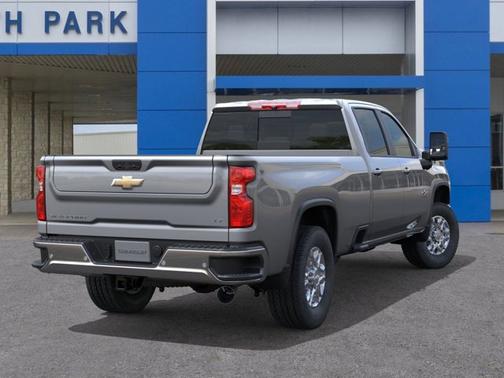2025 Chevrolet Silverado 3500 LT