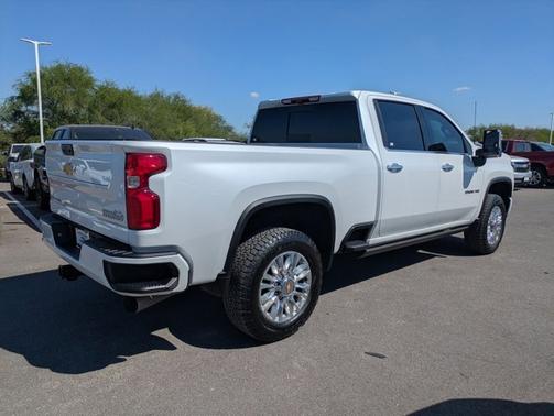 2022 Chevrolet Silverado 2500 High Country