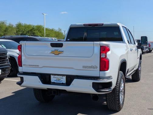 2022 Chevrolet Silverado 2500 High Country
