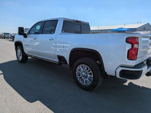 2022 Chevrolet Silverado 2500 High Country