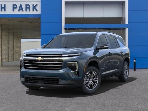 2025 Chevrolet Traverse FWD LT