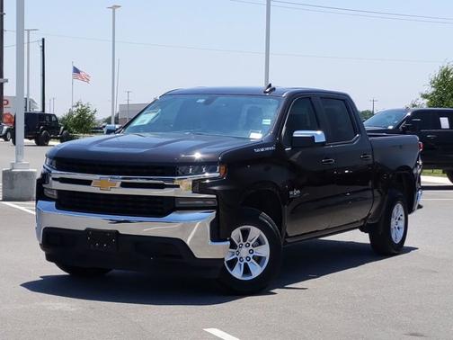 Photo 1 of 36 of 2020 Chevrolet Silverado 1500 LT