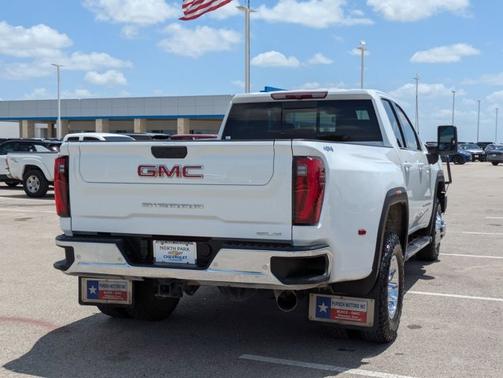 2024 GMC Sierra 3500 SLE