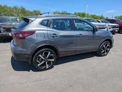 2020 Nissan Rogue Sport SL