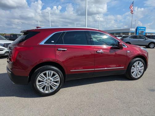2018 Cadillac XT5 Premium Luxury