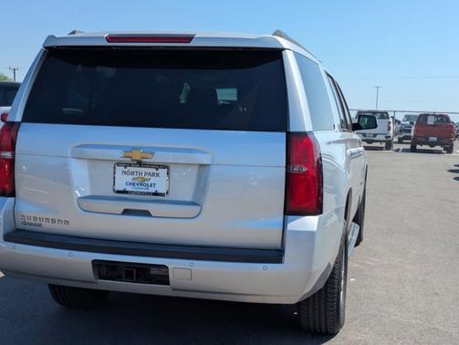 2018 Chevrolet Suburban LT