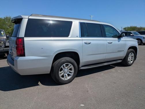 2018 Chevrolet Suburban LT