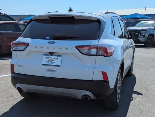 2022 Ford Escape SEL