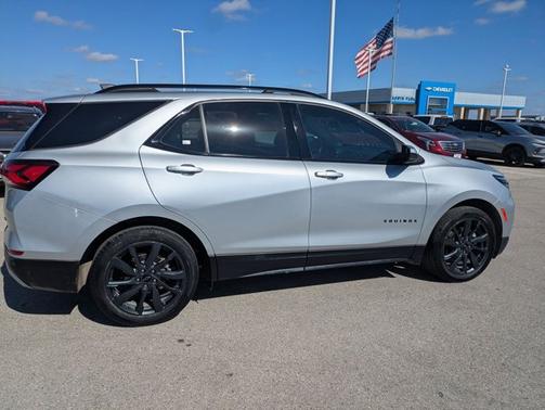 2022 Chevrolet Equinox RS