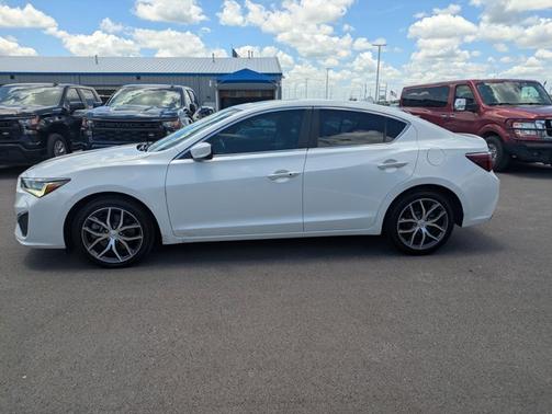 2020 Acura ILX w/Premium Pkg