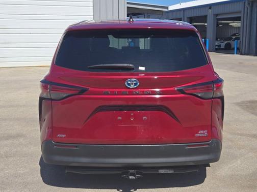 Black 2021 Toyota Sienna XLE