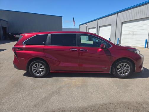 Black 2021 Toyota Sienna XLE