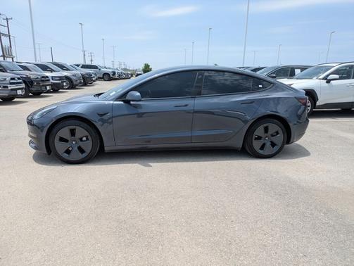 2020 Tesla Model 3 Standard Range Plus