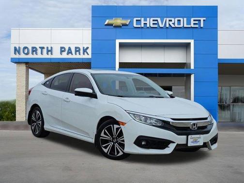 White 2018 Honda Civic EX-T