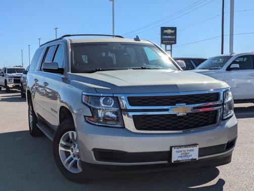 2016 Chevrolet Suburban LS