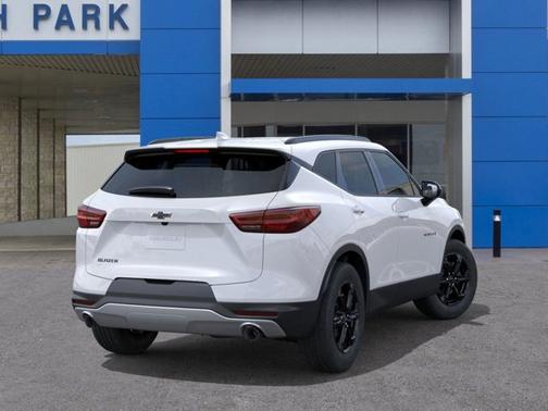 2025 Chevrolet Blazer LT