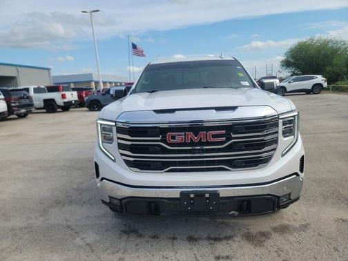 White Frost Tri-Coat 2024 GMC Sierra 1500 SLT
