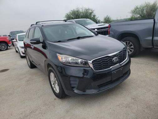 Ebony Black 2019 Kia Sorento LX