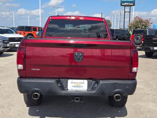 Delmonico Red Pearlcoat 2022 RAM 1500 Classic SLT