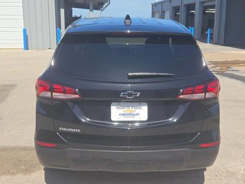 Mosaic Black Metallic 2024 Chevrolet Equinox LS