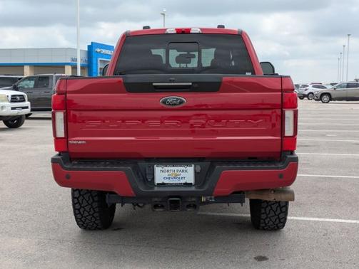 2022 Ford F-250 LARIAT