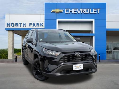 2020 Toyota RAV4 LE