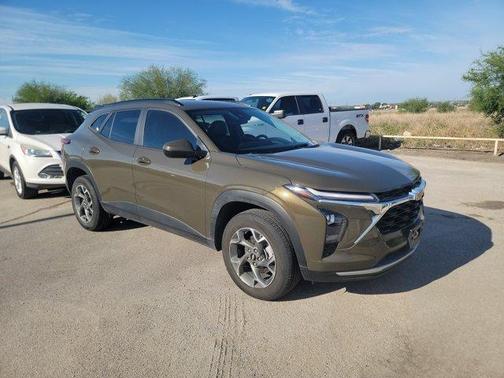 Harvest Gold / Bronze 2024 Chevrolet Trax LT