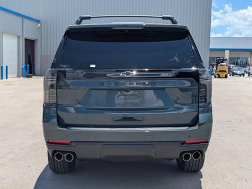 2025 Chevrolet Suburban Z71