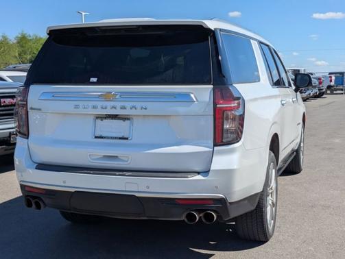 2023 Chevrolet Suburban High Country