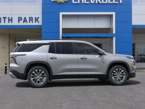 2025 Chevrolet Traverse FWD LT