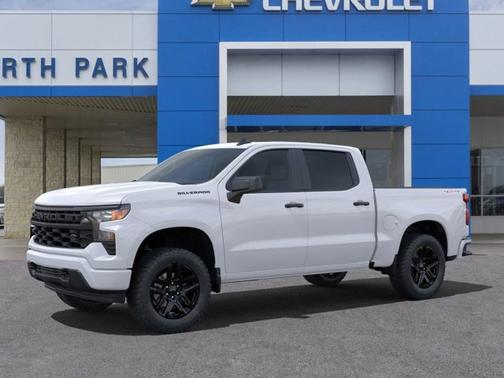 2025 Chevrolet Silverado 1500 Custom