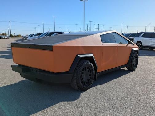 2024 Tesla Cybertruck