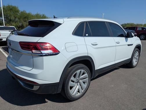 2022 Volkswagen Atlas Cross Sport 3.6L V6 SE w/Technology