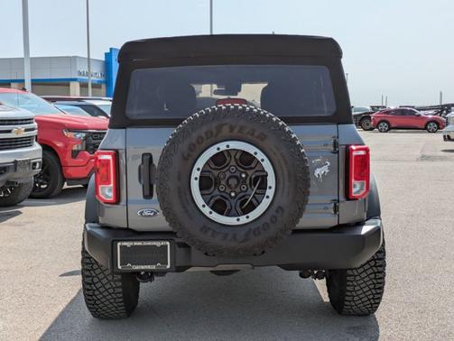 2022 Ford Bronco Base